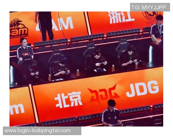 实时新闻热议和平精英JDG团队协作新模式引领电竞变革之路
